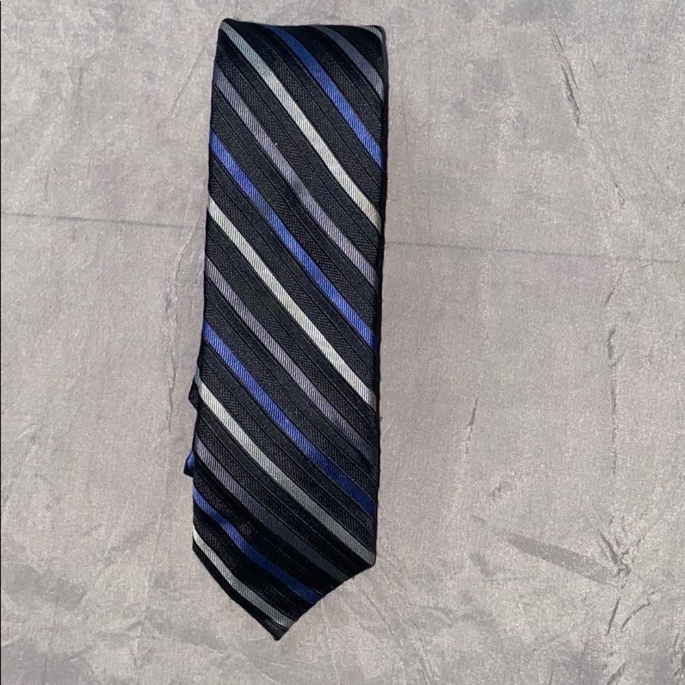 Men’s Skinny Calvin Klein Necktie